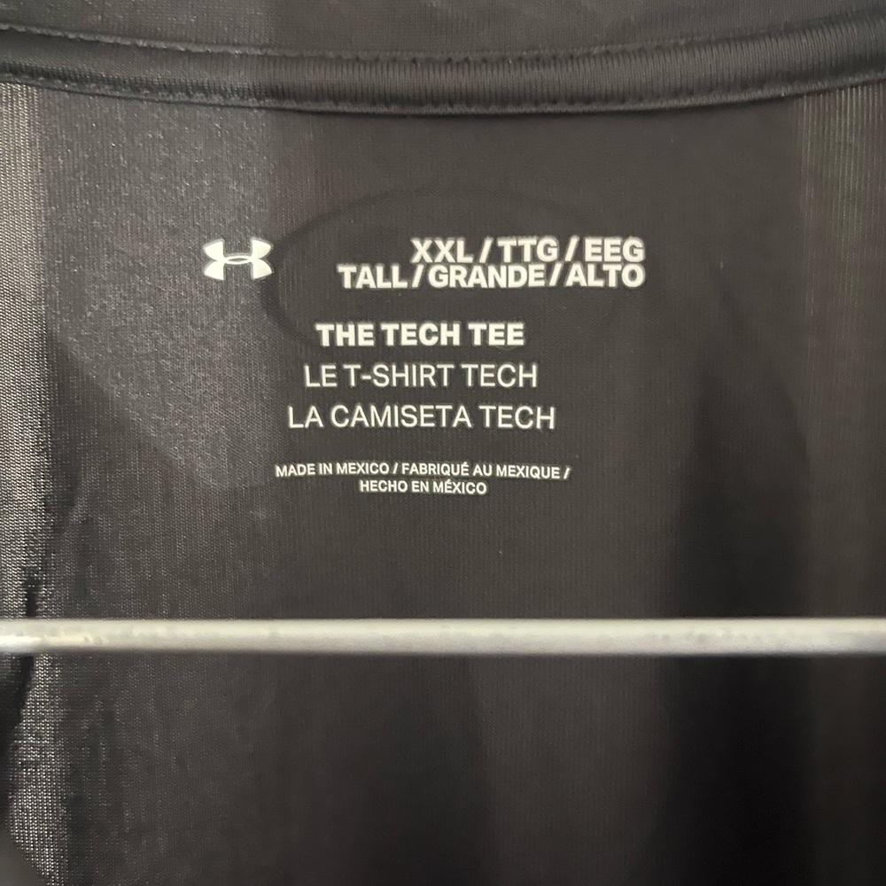 Under Armour Men's Black Shirt XXL/TTL NEW ! - Picture 5 of 5